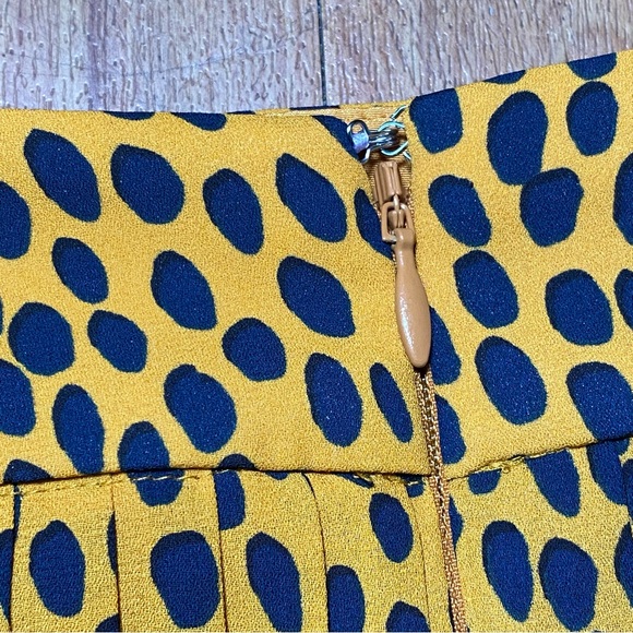 J.Crew Pleated Midi Skirt Women's Size 16 Mustard Yellow Navy Animal Print Spots - Picture 10 of 15